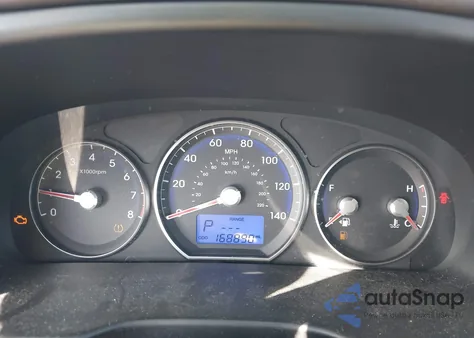 2010 Hyundai Santa Fe Gls z USA, uszkodzony, nr VIN 5NMSG3AB2AH401153